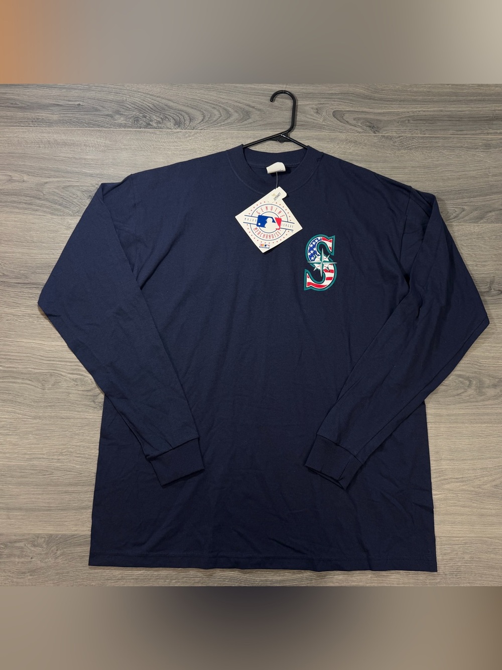 Seattle Mariners Long Sleeve Majestic American Flag Logo Short XL Vintage New